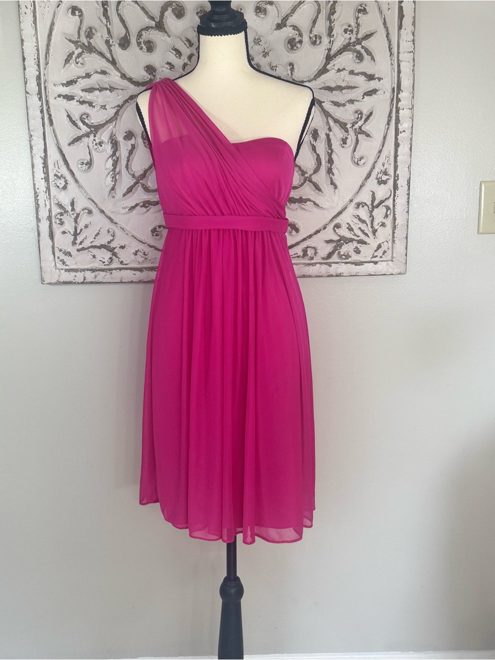 David’s Bridal Fuchsia One Shoulder Chiffon Bridesmaid Dress Size 4